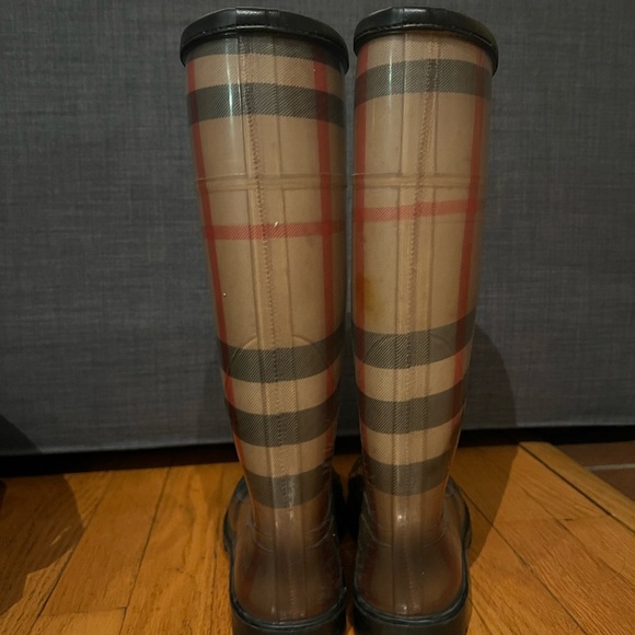 Burberry Rain Boots - Picture 3 of 7